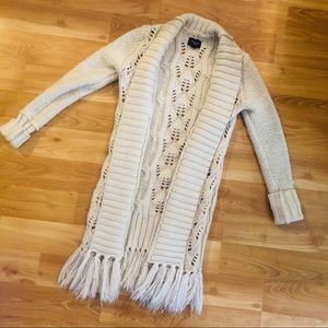 Girls Large American Eagle Outfitters Sweater